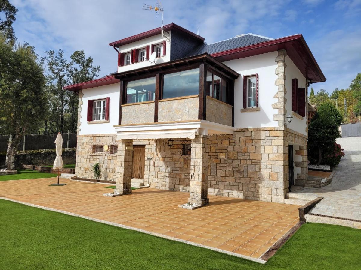 El Robledal - Miraflores De La Sierra Exterior foto